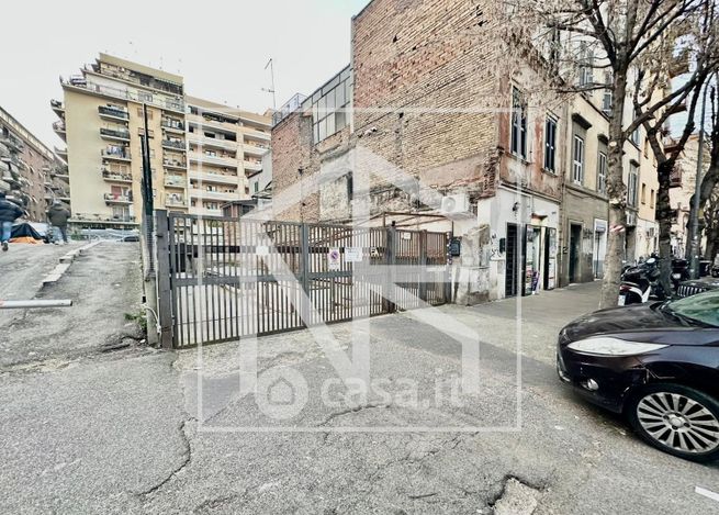 Box/posto auto in residenziale in Via della Marranella 47