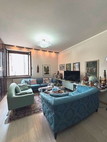 Casa bi/trifamiliare in residenziale in Via Venzaga
