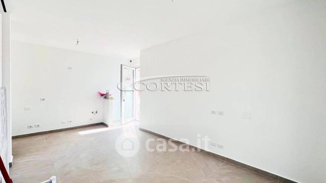 Appartamento in residenziale in Strada Nazionale Adriatica Sud
