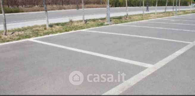 Box/posto auto in residenziale in Via delle Viole