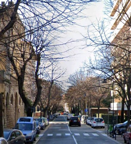 Ufficio in commerciale in 