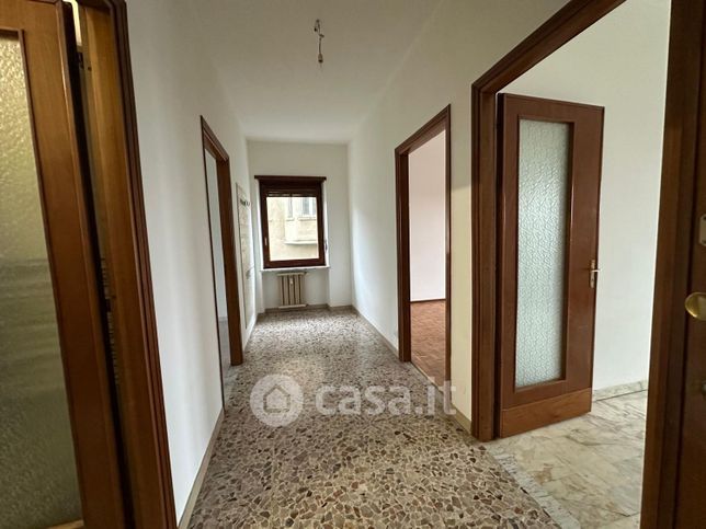 Appartamento in residenziale in Piazza G. Marconi 13