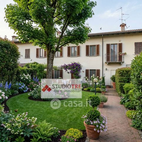 Villetta a schiera in residenziale in Strada Cascina Rizza 1212