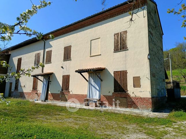 Casa indipendente in residenziale in SP42