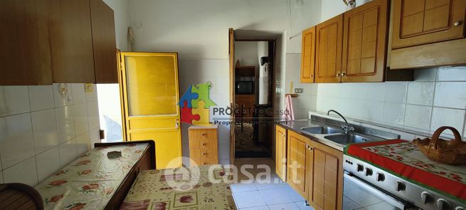 Casa indipendente in residenziale in Vico Trento
