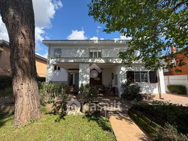 Appartamento in residenziale in Via Moneta 24