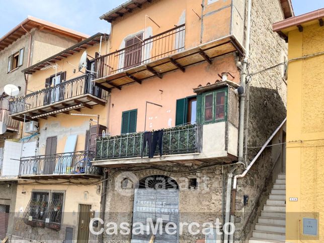 Garage/posto auto in residenziale in Via Frascati 50