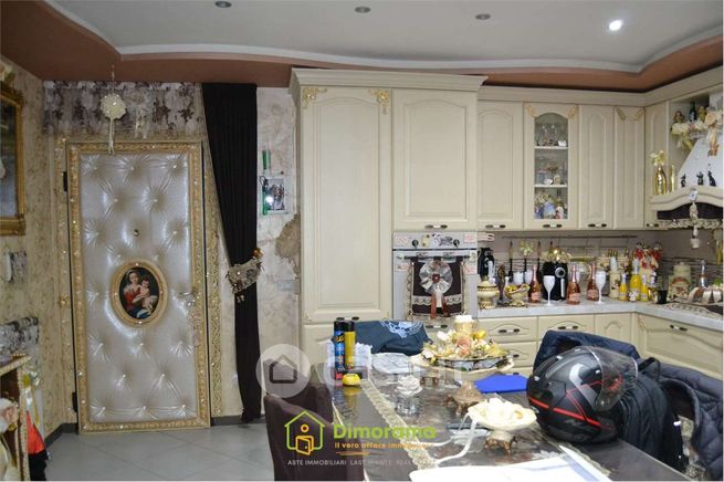 Appartamento in residenziale in Via Grazia Deledda 138