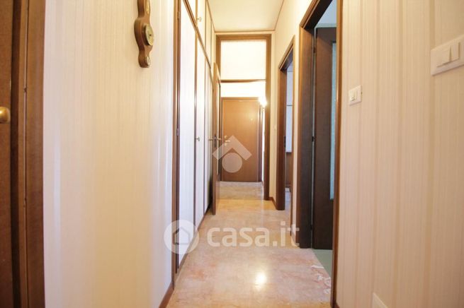 Appartamento in residenziale in Via Vittoria 22