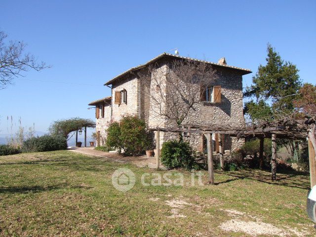 Villa in residenziale in Strada di Collevaglione 2