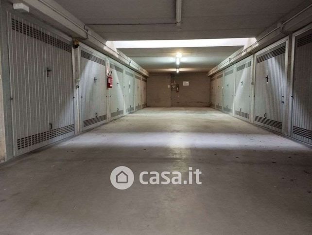 Box/posto auto in residenziale in 