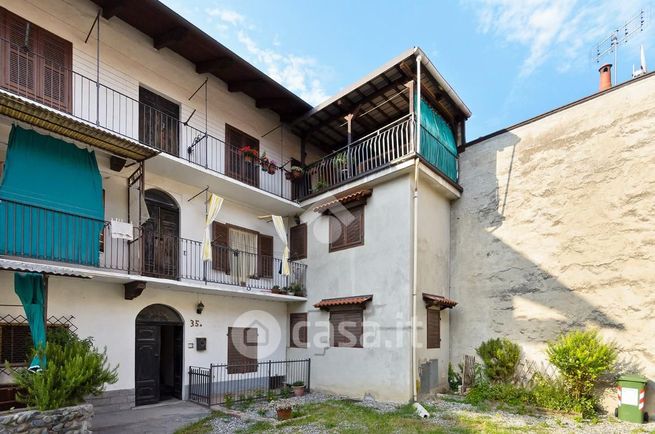 Rustico/casale in residenziale in Via Almese 35