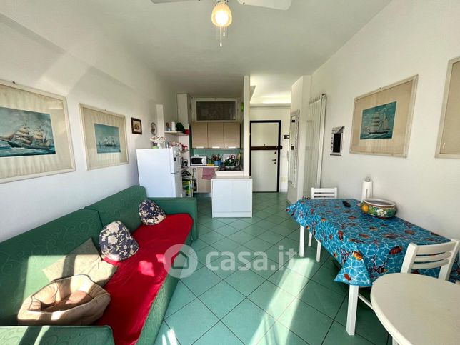 Appartamento in residenziale in Via GiosuÃ¨ Carducci