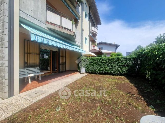 Appartamento in residenziale in Via Sant'Angela Merici 26