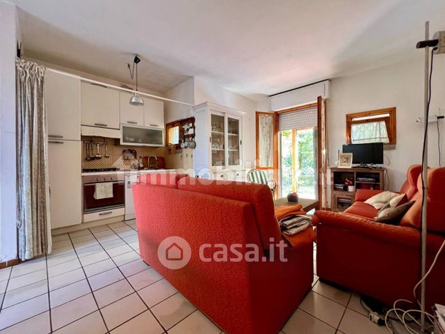 Villetta a schiera in residenziale in Via Pandolfino 246