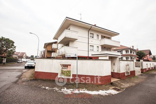 Appartamento in residenziale in Via Elvezia 20