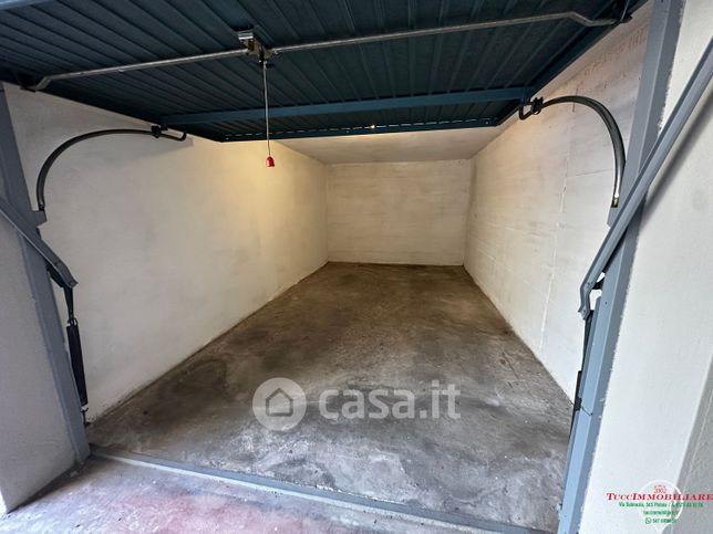 Box/posto auto in residenziale in Via Dalmazia
