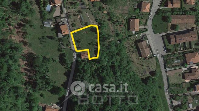 Terreno edificabile in residenziale in Via Calco