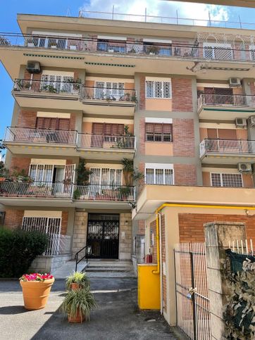 Appartamento in residenziale in Via Luigi Ronzoni 93