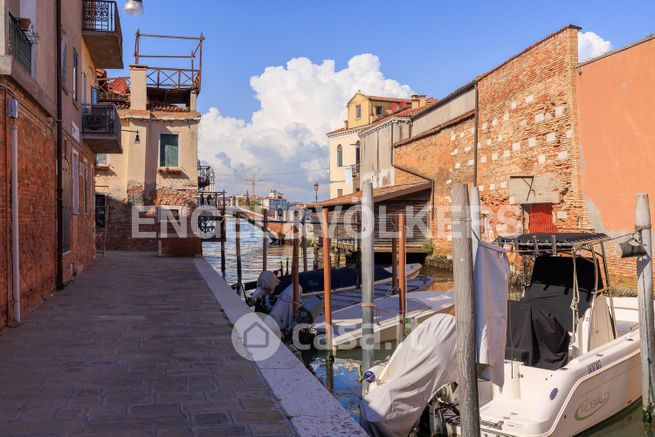 Appartamento in residenziale in Fondamenta al Rio della Croce