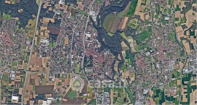 Terreno agricolo in commerciale in Via Como