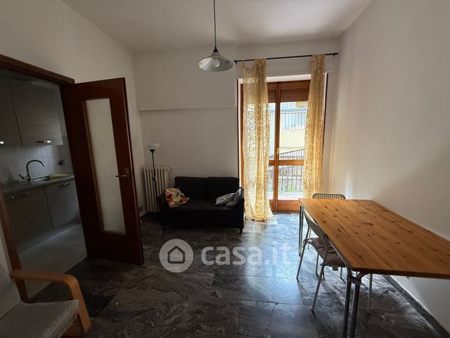 Appartamento in residenziale in Via Francesco Petrarca 29