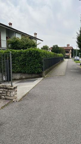 Box/posto auto in residenziale in Via San Zeno