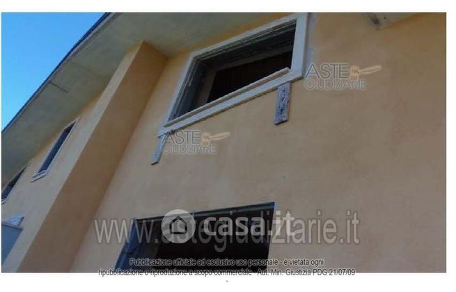 Appartamento in residenziale in Via Casette 26