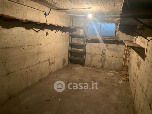 Box/posto auto in residenziale in Via Mar Nero 6