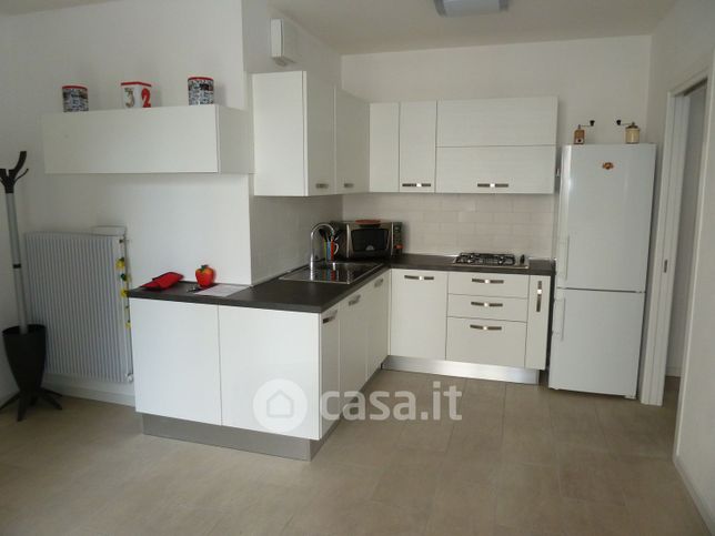 Appartamento in residenziale in Viale Trieste 34
