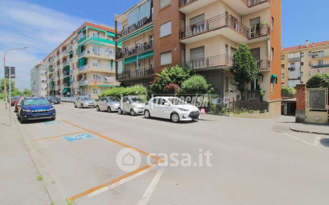 Box/posto auto in residenziale in Via del Risorgimento 14