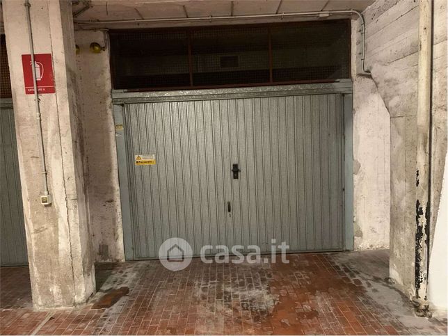Box/posto auto in residenziale in 