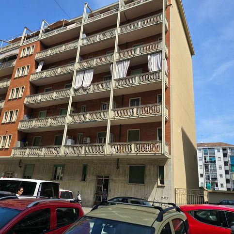 Appartamento in residenziale in Via Michele Coppino 106