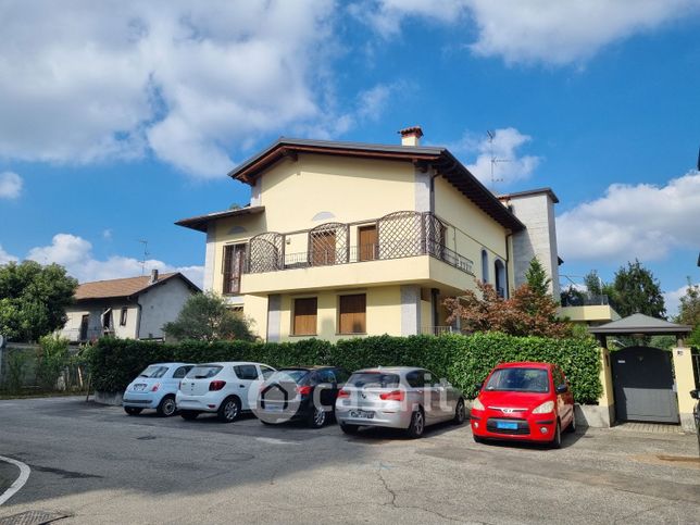 Appartamento in residenziale in Via Montello 9