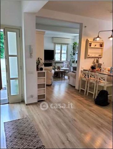 Casa indipendente in residenziale in Via Giuseppe Garibaldi 99