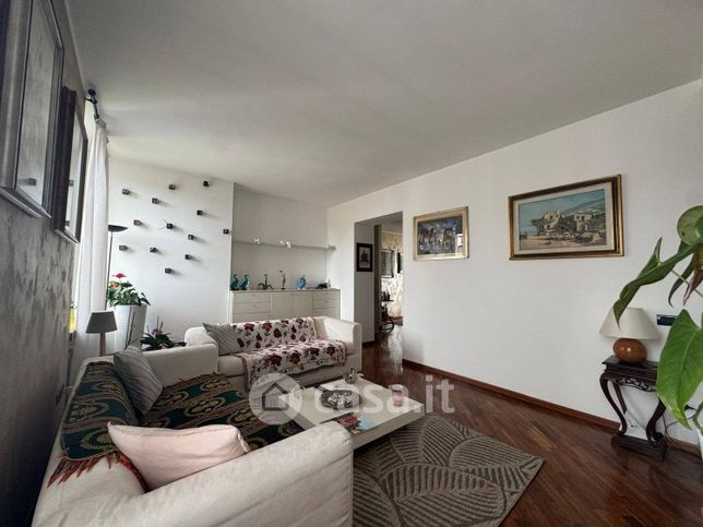 Appartamento in residenziale in Via Luigi Borghi 9