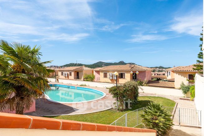 Villetta a schiera in residenziale in Via dei Lentischi