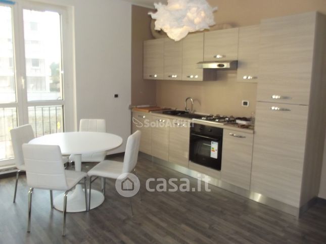 Appartamento in residenziale in Viale Piave 5