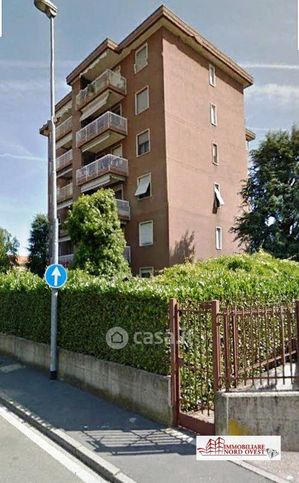 Appartamento in residenziale in Via Melegnano 25