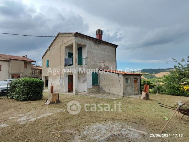 Casa indipendente in residenziale in Via Marmolada