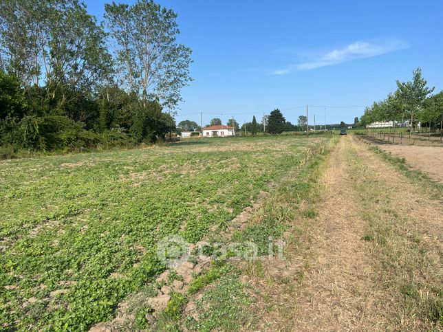 Terreno agricolo in commerciale in Località Pontemaodino Centro