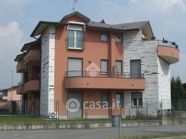 Appartamento in residenziale in Via Siena 12