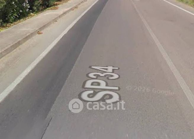 Capannone in commerciale in Strada Senza Nome 1