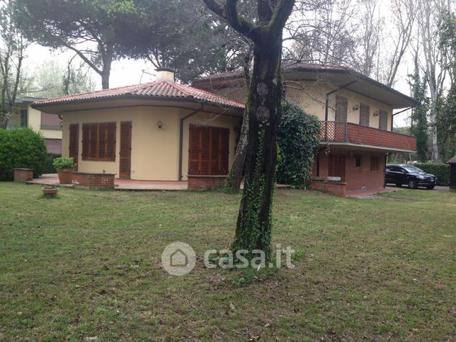 Villa in residenziale in Via delle Macchie