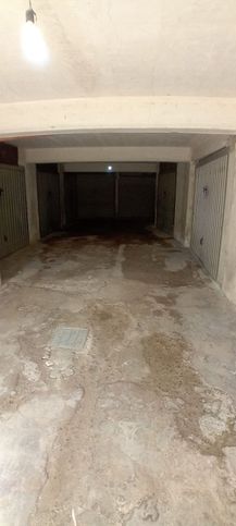 Garage/posto auto in residenziale in Via Ferreria