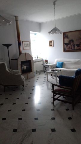 Casa indipendente in residenziale in Via Luigi Einaudi