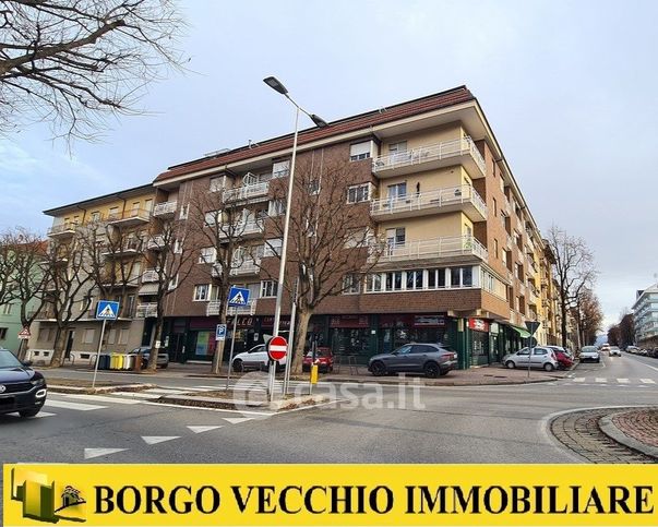 Box/posto auto in residenziale in Corso Monviso 17