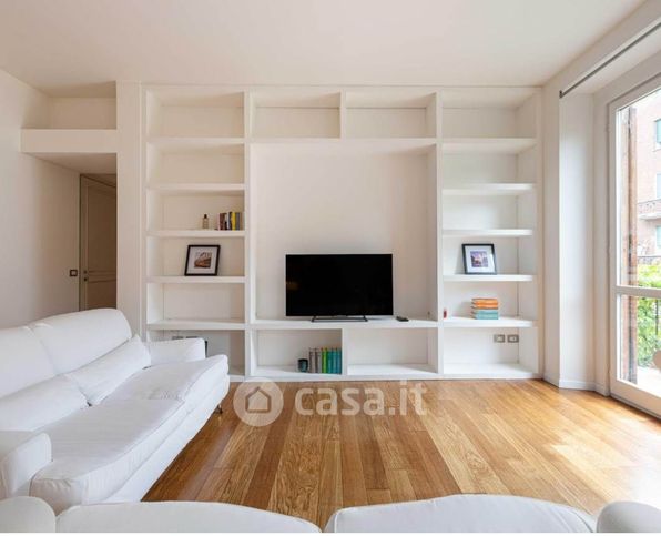 Appartamento in residenziale in Alzaia Naviglio Pavese 32