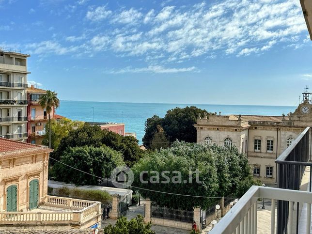 Appartamento in residenziale in Via V. Giardina 76