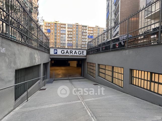 Box/posto auto in residenziale in 